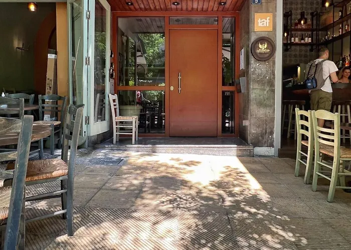 Mario\'S Comfortable Local Apartment, Next To Metro Station, Close To Acropolis