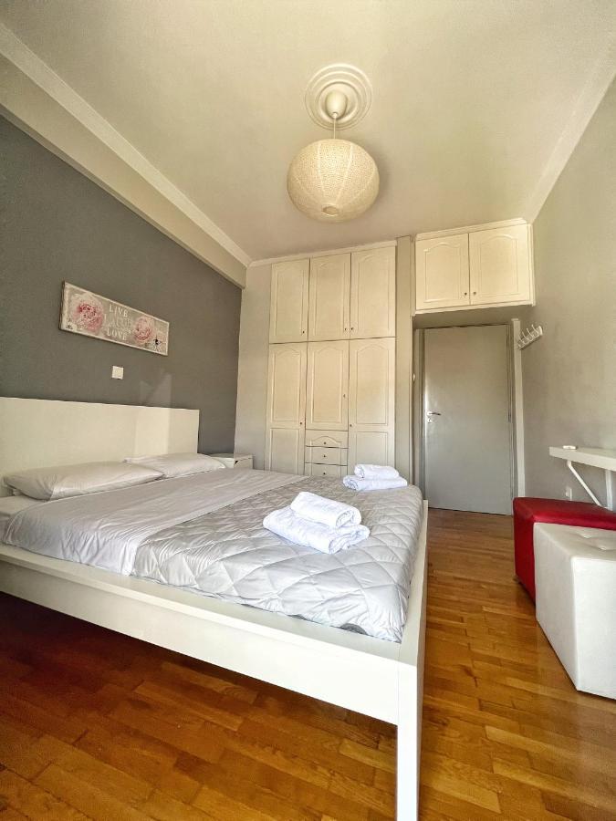 Mario's Comfortable Local Apartment, Next To Metro Station, Close To Acropolis * Athens